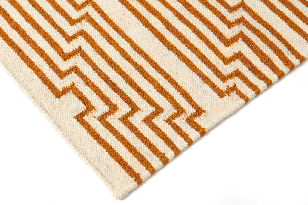Optik Caramel Flat-Weave Rug – AELFIE